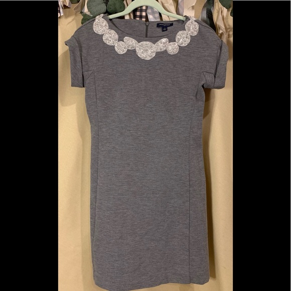 Banana Republic - Gray Dress w Embroidered Neckline - Sz 2 - Picture 1 of 6